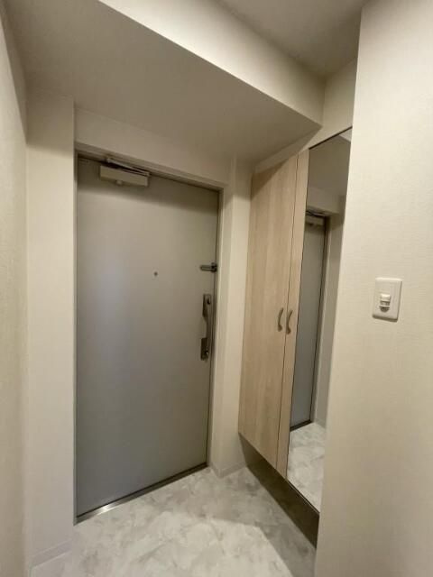 ＧＡＲＤＥＮ　ＣＯＵＲＴ　Ａ　西高島平の玄関