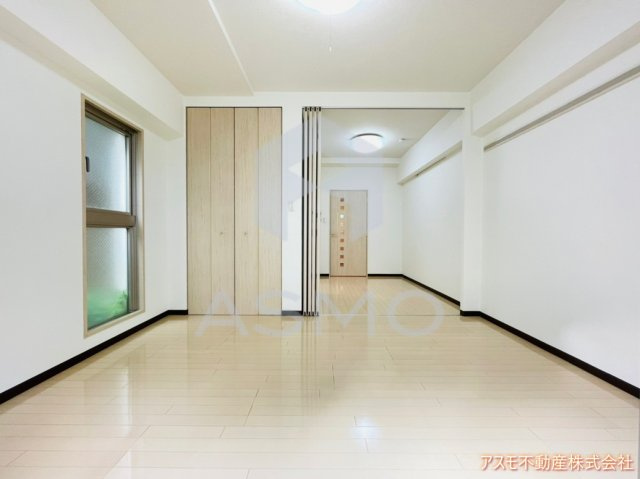 【居間・リビング】 | メゾン・ド・成屋大阪 | 同マンション別部屋参考写真