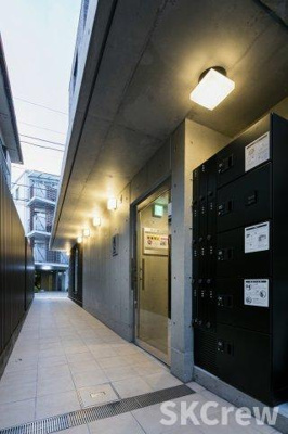 【エントランス】 | SOU中野