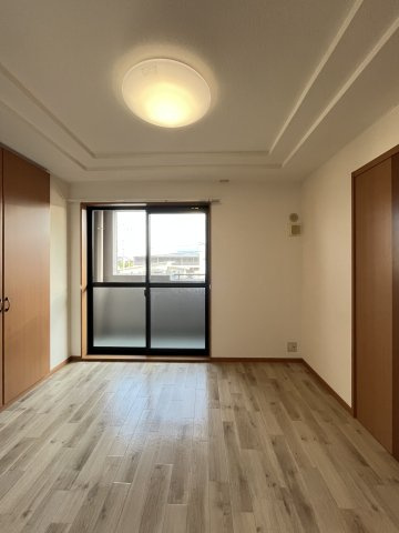 ピュア・リーフの洋室