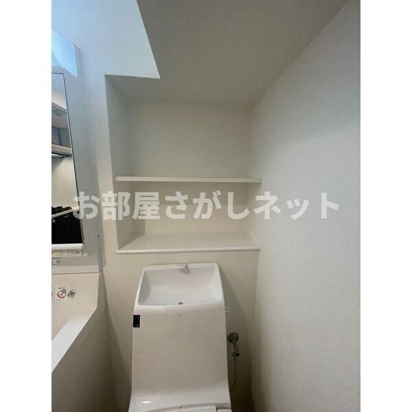 エステムプラザ市谷外濠公園【高級賃貸・ブランドマンション】のトイレ