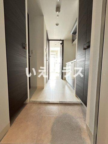 エステムコート神戸元町ヒルズの玄関