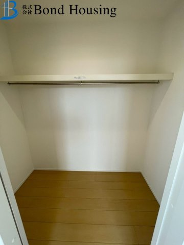 「車並列3台」「日当たり良好」魚住町西岡　全3棟　C号棟の収納