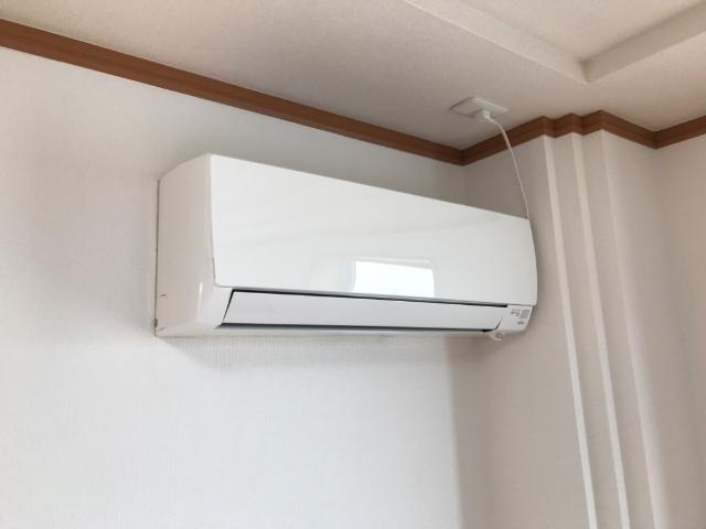 【設備】 | ルーエン・ハイム | エアコン