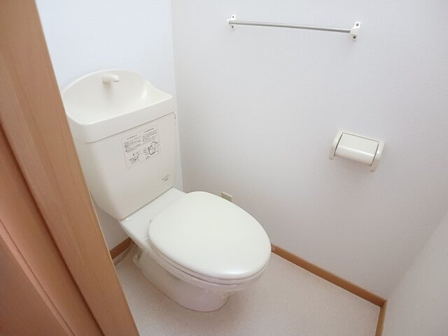 【トイレ】 | シュタビール　ＫＭ | ゆったりとした空間のトイレです