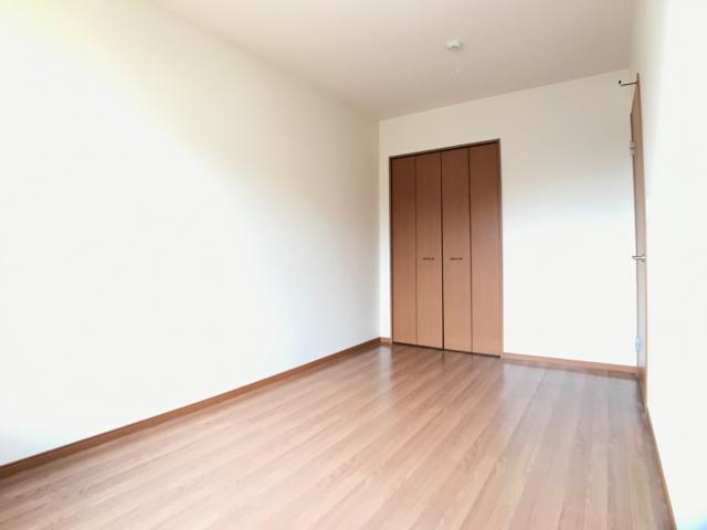 グランチェスタの寝室|南洋室
