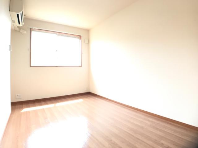 グランチェスタの内装|南側洋室