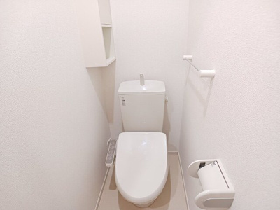 【トイレ】 | シャレード | 清潔感のあるトイレです