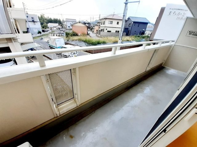 【バルコニー】 | アルカンシエル・Ｙ　Ａ | 暖かな日差しのふりそそぐバルコニー