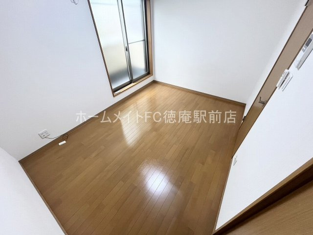 リビエールハナテンの洋室