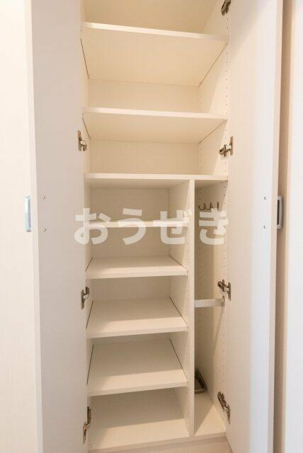 プレスタイル入谷Ⅱの収納|靴入