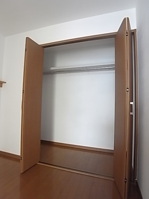 雲井通3丁目戸建の収納