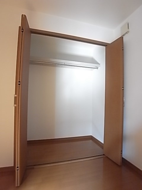 雲井通3丁目戸建の収納