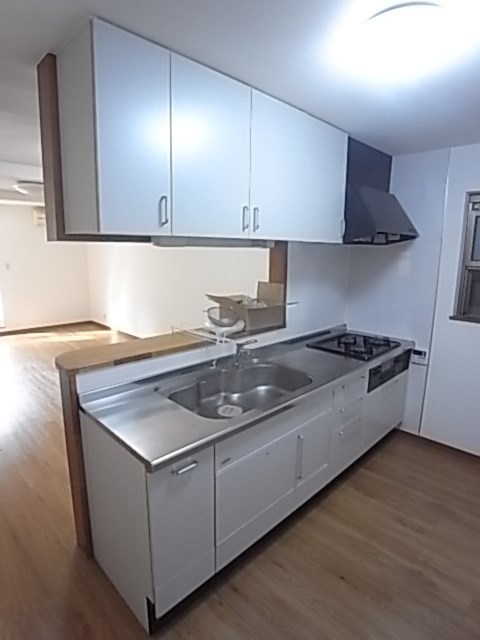 雲井通3丁目戸建のキッチン