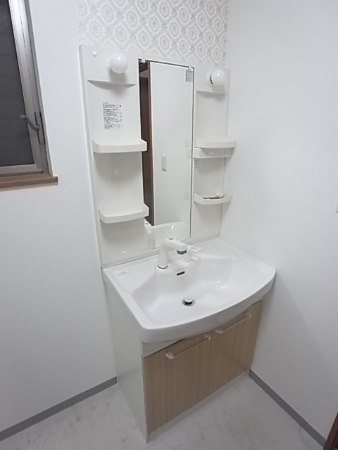 雲井通3丁目戸建の洗面所