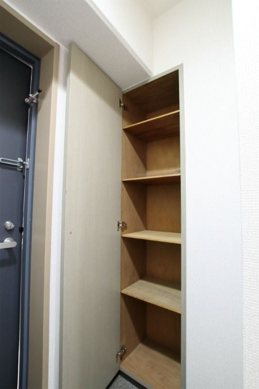 リファレンス県庁口の収納