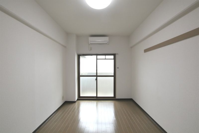 リファレンス県庁口の寝室