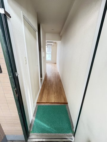 サンライズコートの玄関