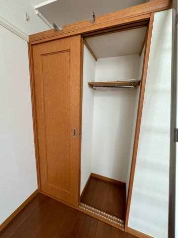 レオパレスCOZYの収納
