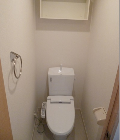 リブリ・みやびのトイレ|温水洗浄便座付きトイレです！未使用でピカピカ