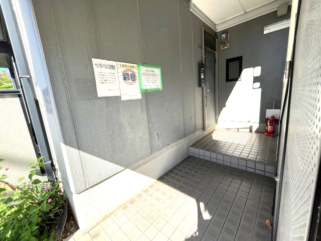 サンライズガーデンヒルズⅠのエントランス