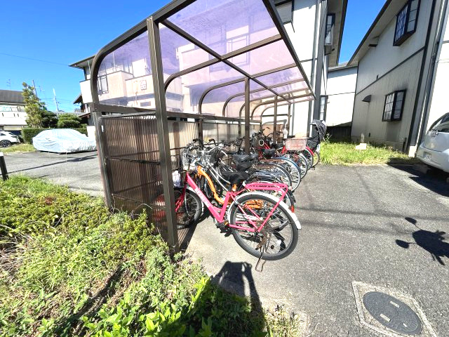 サンライズガーデンヒルズⅠの駐車場