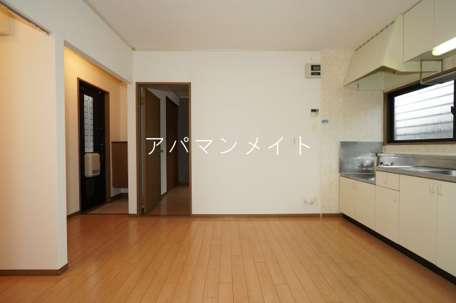 【居間・リビング】 | リヴェールⅠ | 戸塚周辺ならアパマンメイトへＬｅｔｓ Ｇｏ ！