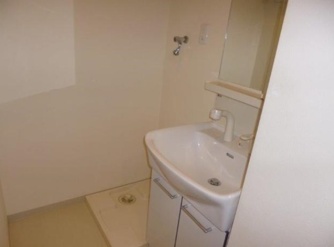 川崎市多摩区東生田１丁目の賃貸マンションの独立洗面台|※他部屋参考写真