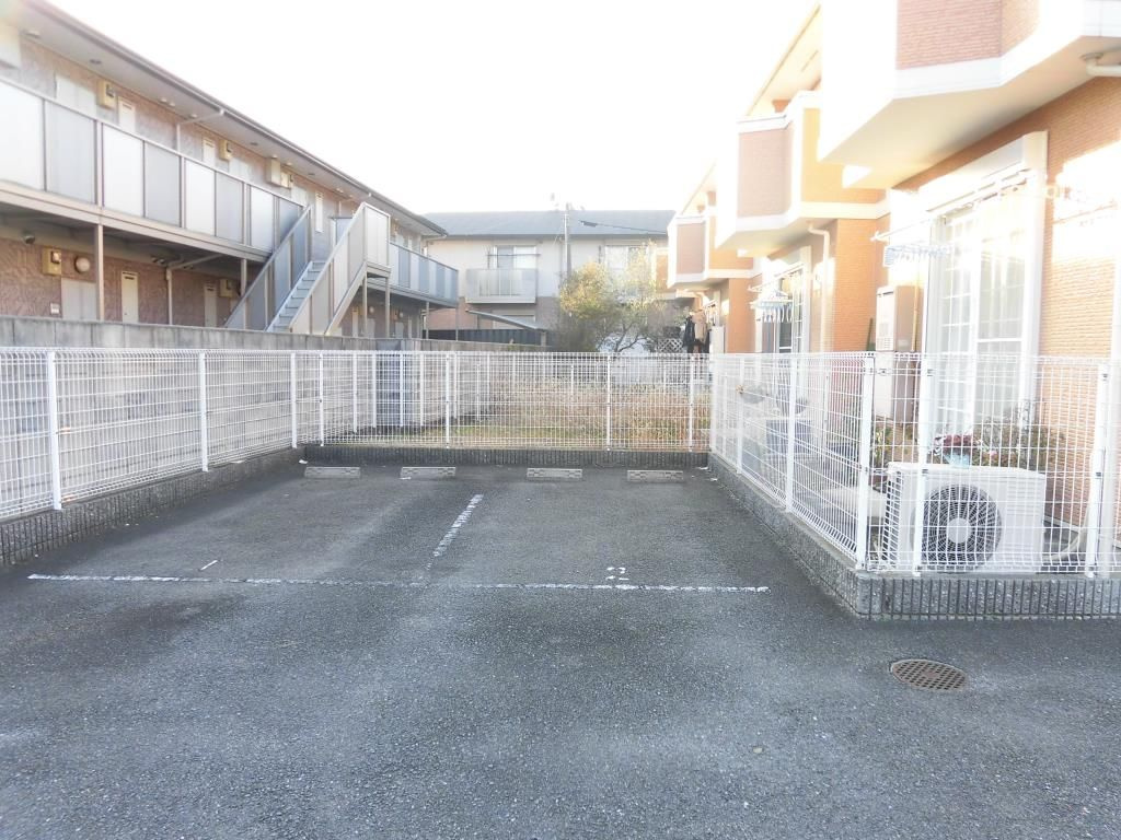 水尾コンチェルトの駐車場