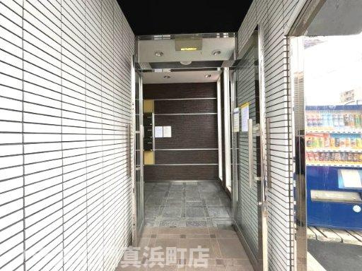ドミシル野村のエントランス