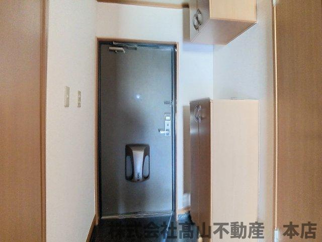 アミュレットの玄関