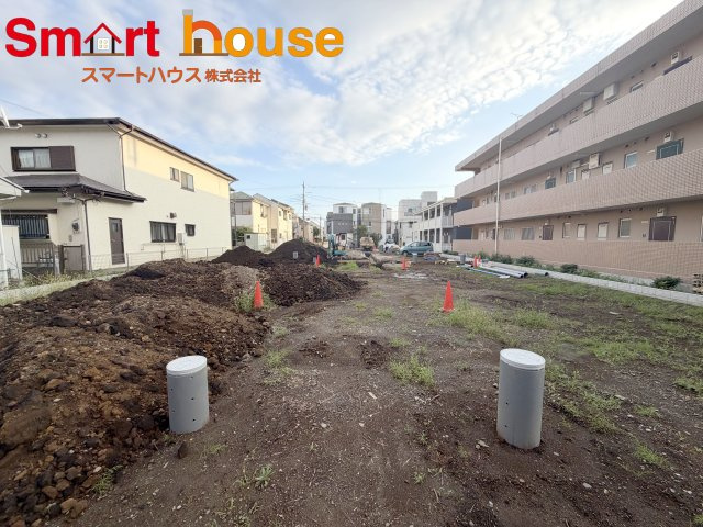 座間市東原第10　全4区画の前面道路含む現地写真