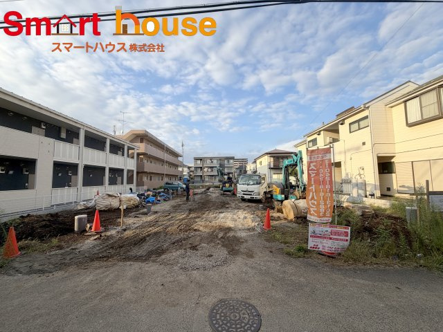 座間市東原第10　全4区画の前面道路含む現地写真