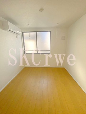 【居間・リビング】 | ソルナクレイシア東中野 | 別号室の写真です