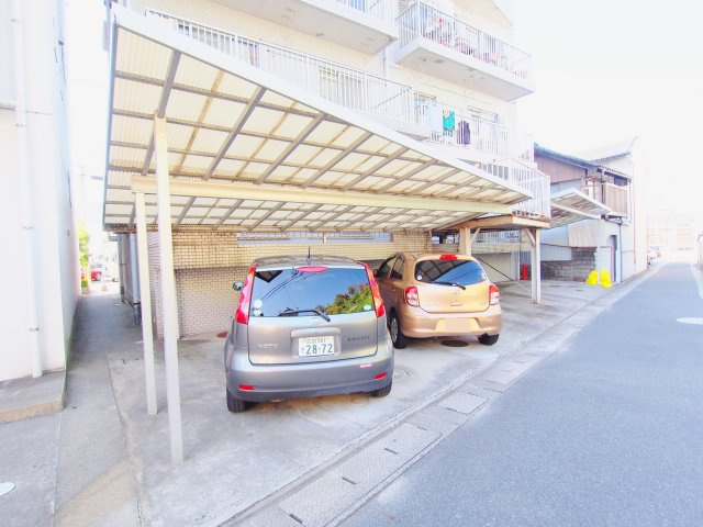 第2伊藤ビルの駐車場