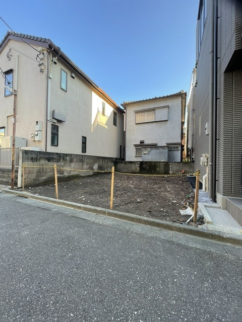 江東区大島３丁目　建築条件なし土地の前面道路含む現地写真|2026年９月撮影