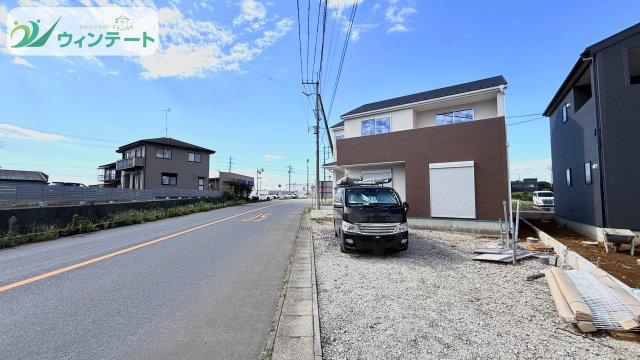 LievleGarden.S下妻下妻丙　の前面道路含む現地写真|敷地面積181.60㎡（54.93坪）のゆとりある土地で、陽当たり・風通しも良好。ぜひ現地でご体感ください。