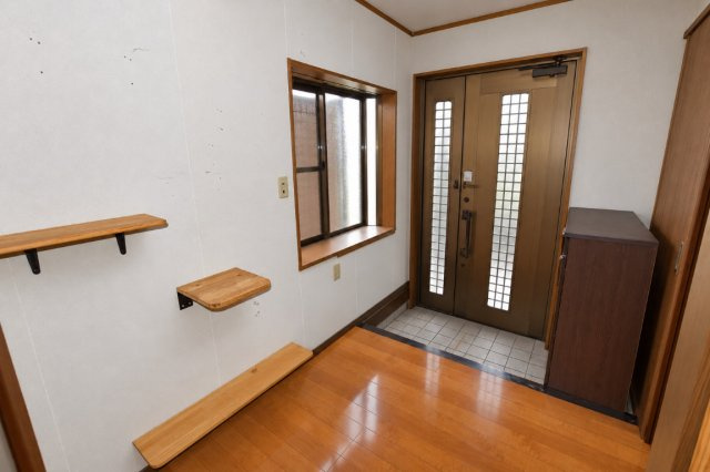 うきは市浮羽町古川　中古戸建の玄関