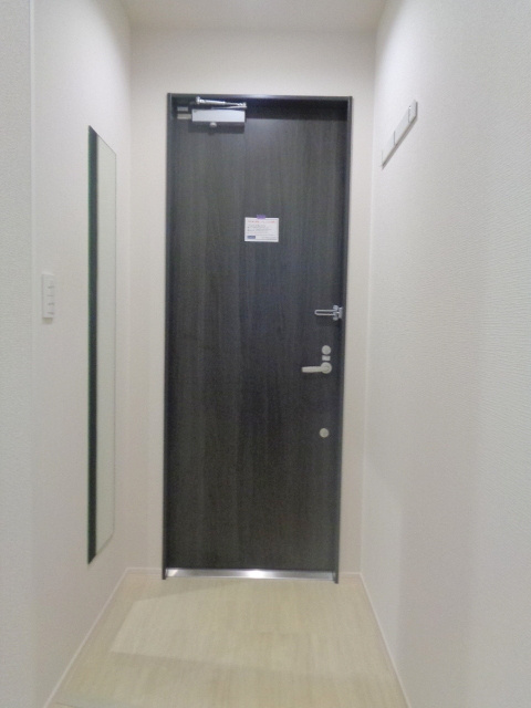 ＤＥＬＩＣＩＯＵＳ　ＬＩＦＥ　ＡＰＡＲＴＭＥＮＴＳの玄関
