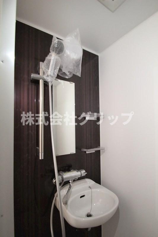 横浜市神奈川区松本町２丁目の賃貸マンションの独立洗面台