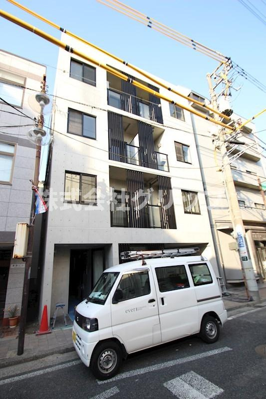 横浜市神奈川区松本町２丁目の賃貸マンションの外観