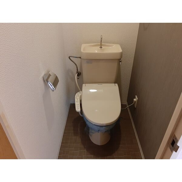 ハウス徳川のトイレ