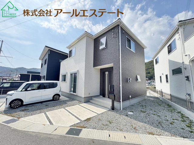 姫路市広畑区西蒲田　　中古戸建の駐車場
