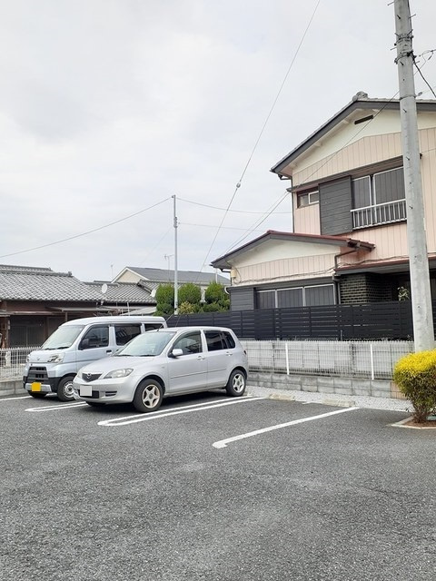 セレーノの駐車場