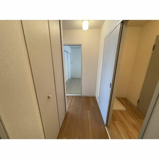 クレール大倉山　太尾町の玄関