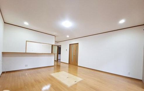 【居間・リビング】 | ☆八尾市山本町北５丁目10-21　中古戸建