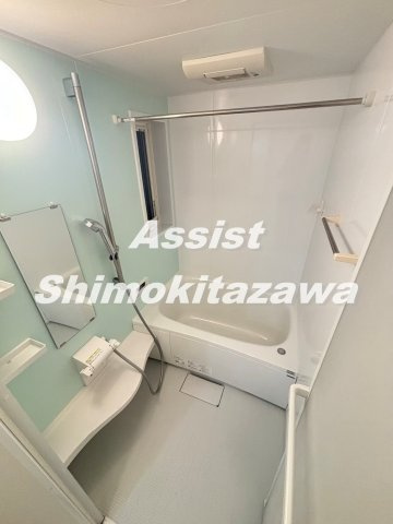 メゾン ド シャ ブランの浴室