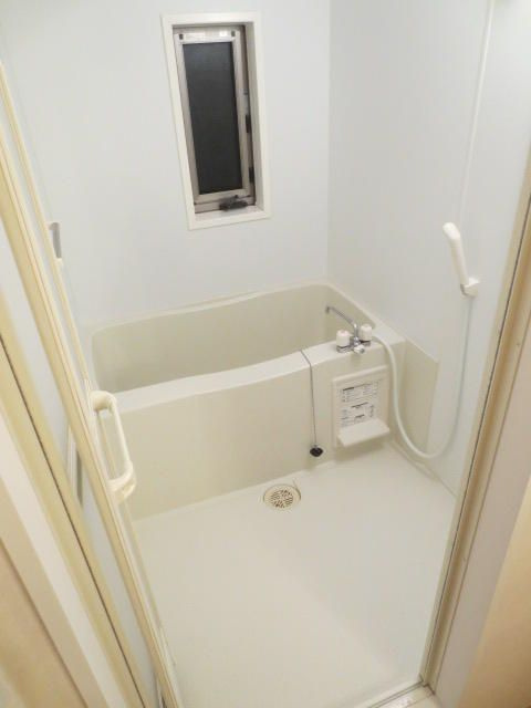 サンマーチ鹿島田の浴室