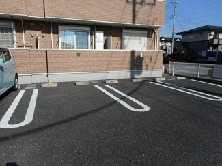 【駐車場】 | アーバンハイツ岩崎Ｅ | 駐車スペースもあります