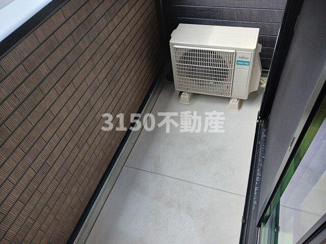 ヴァンクールⅤのバルコニー|お洗濯にも便利なバルコニー付き